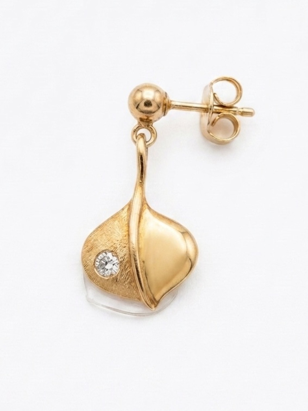 Vintage 18k Gold Elegant Drop Earrings with Diamond Accent X8 - Picture 4 of 4